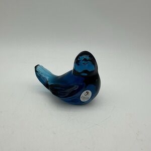 Fenton Hand Blown Blue Glass Bird Figurine Paperweight 3.5"